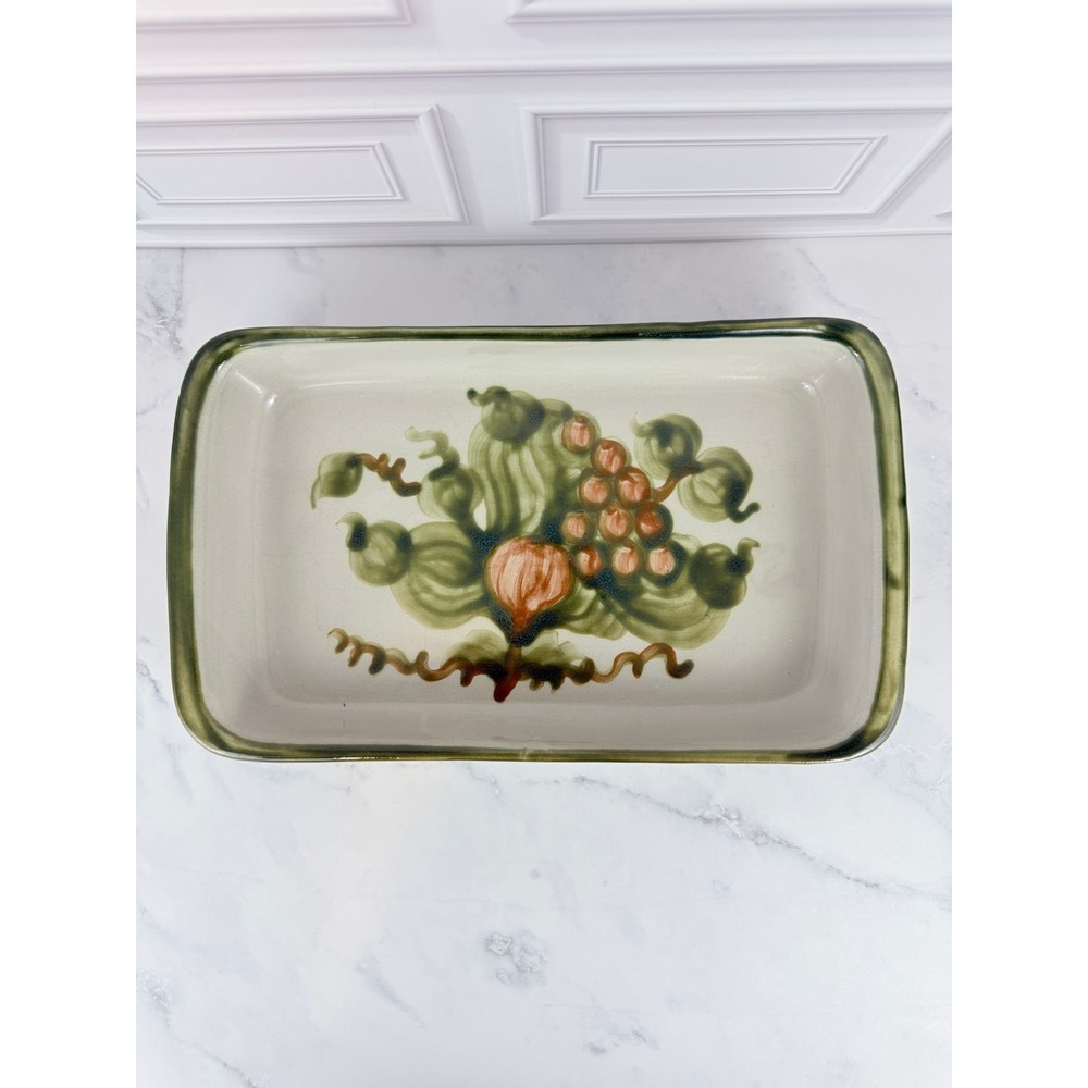 VTG Louisville Stoneware John B Taylor 14.5" Casserole Dish Harvest Pear